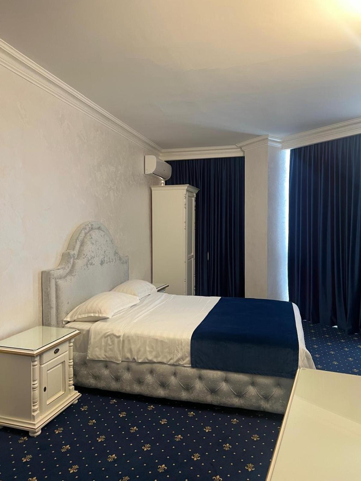 Hotel Central Slobozia  Habitación foto
